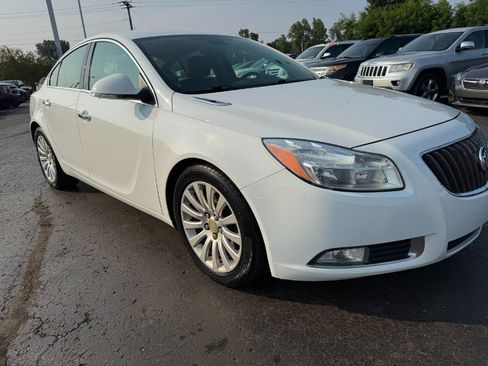 Used 2013 Buick Regal Premium FWD image 12