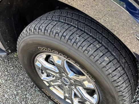 Used 2021 Ford F150 XLT w/ Equipment Group 302A High AWD/4WD image 4