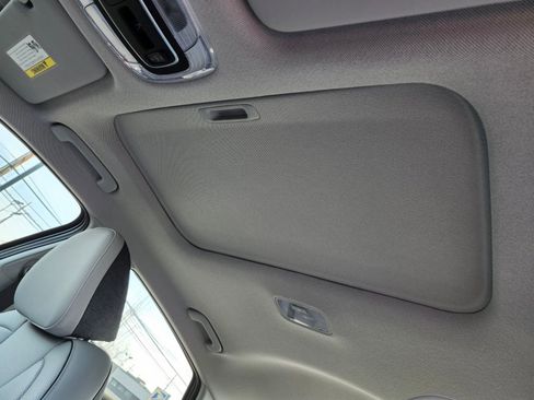 New 2026 Hyundai Elantra Limited FWD image 19