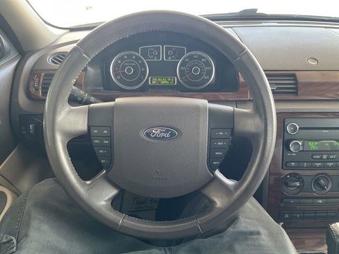 Used 2008 Ford Taurus SEL image 25