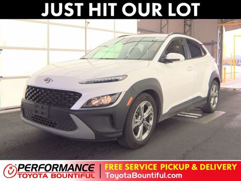 Used 2023 Hyundai Kona SEL image 1