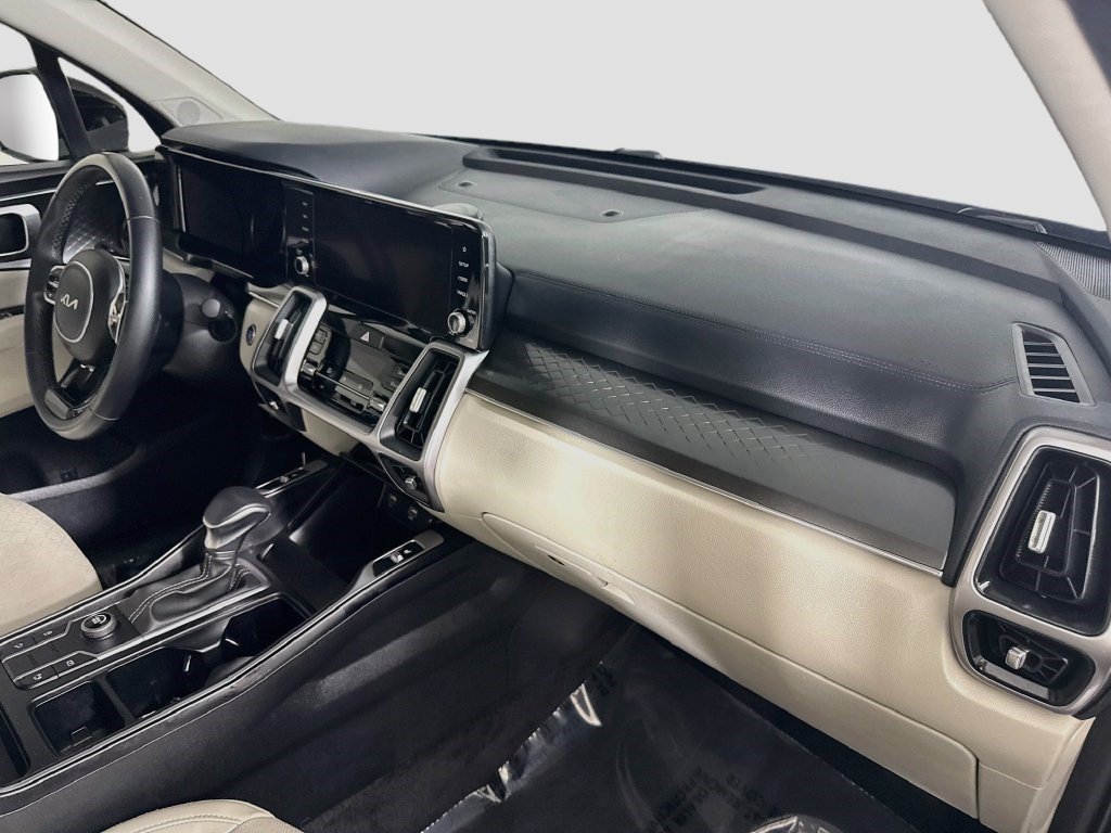 Used 2023 Kia Sorento S w/ Panoramic Sunroof Package FWD image 29