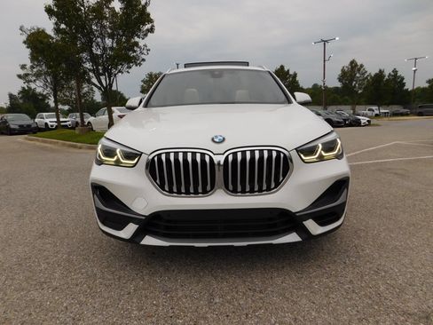 Used 2021 BMW X1 sDrive28i w/ Convenience Package FWD image 3