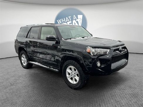 Used 2015 Toyota 4Runner SR5 image 1