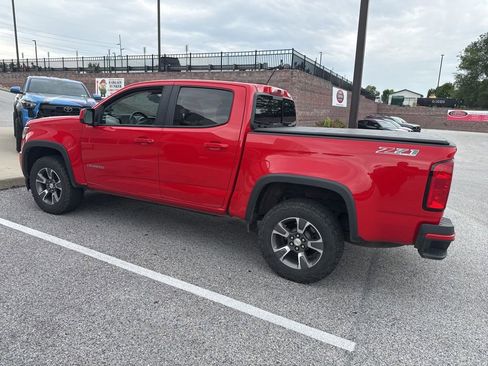 Used 2017 Chevrolet Colorado Z71 AWD/4WD image 4