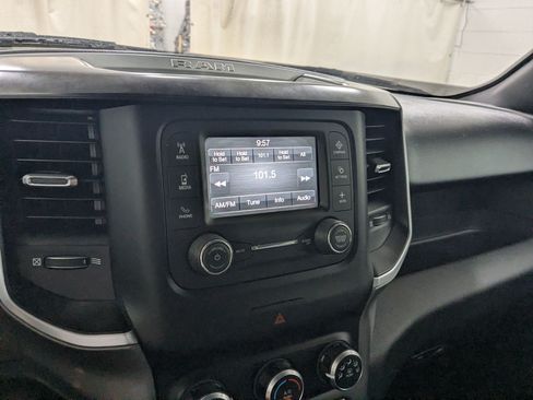 Used 2022 RAM 1500 Big Horn AWD/4WD image 17