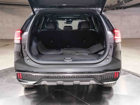 Used 2025 Kia Sportage X-Line AWD/4WD image 29