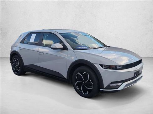 Certified 2024 Hyundai Ioniq 5 SEL image 3