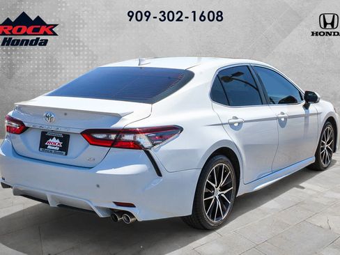 Used 2023 Toyota Camry SE FWD image 6