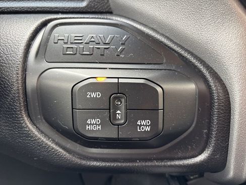 Used 2025 RAM 2500 Laramie w/ Night Edition image 31