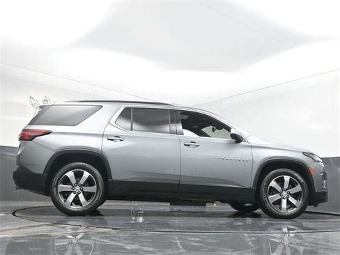 Used 2023 Chevrolet Traverse LT w/ LT Premium Package image 52