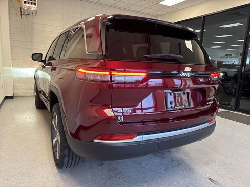 New 2026 Jeep Grand Cherokee Limited AWD/4WD image 16