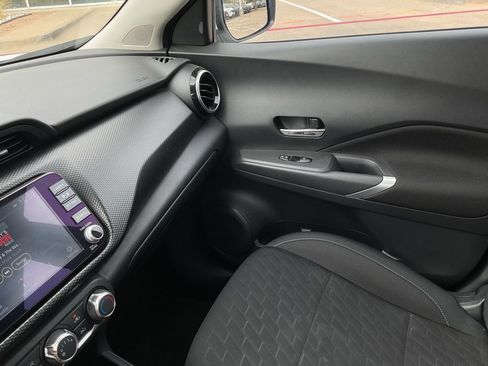 Used 2024 Nissan Kicks SV image 32