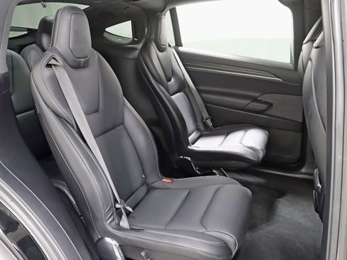 Used 2022 Tesla Model X Plaid image 33