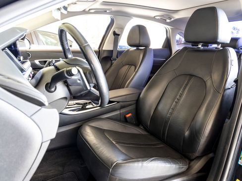 Used 2022 Hyundai Sonata Limited w/ Cargo Package image 15