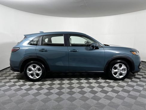 Used 2025 Honda HR-V LX image 4