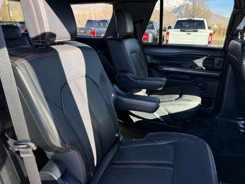 Used 2023 Ford Expedition Platinum image 24