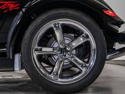 Used 2000 Plymouth Prowler image 22