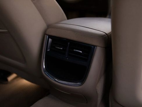 Used 2016 Cadillac CTS Luxury image 24