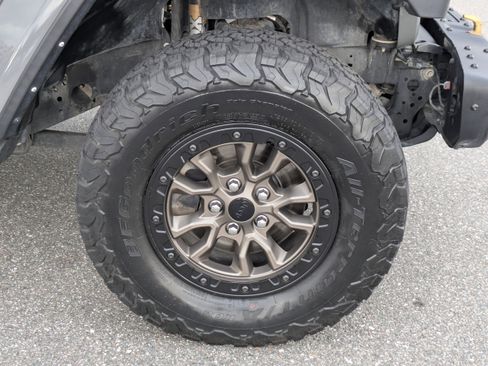 Used 2022 Jeep Wrangler Unlimited Rubicon AWD/4WD image 11