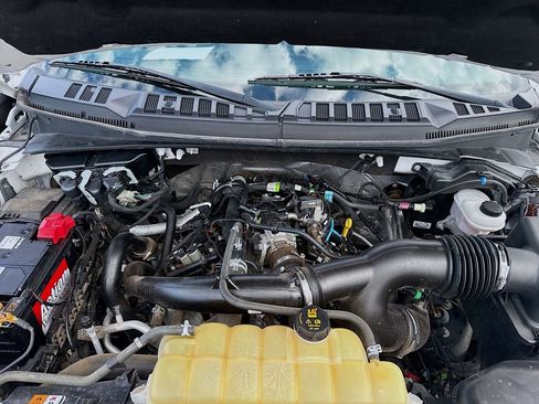 Used 2019 Ford F150 XLT w/ Trailer Tow Package image 29