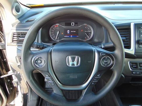 Used 2019 Honda Ridgeline Sport image 15