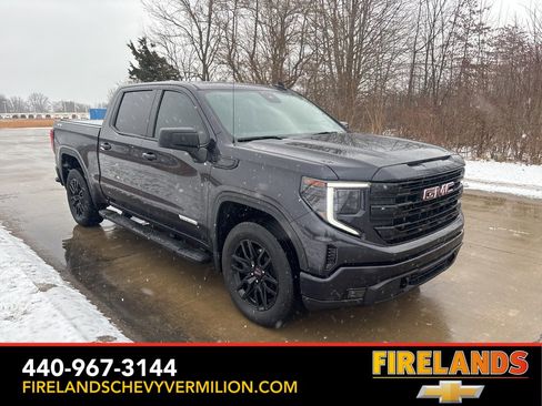 Used 2024 GMC Sierra 1500 Elevation image 11