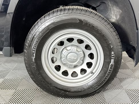 Used 2023 Chevrolet Colorado W/T image 42