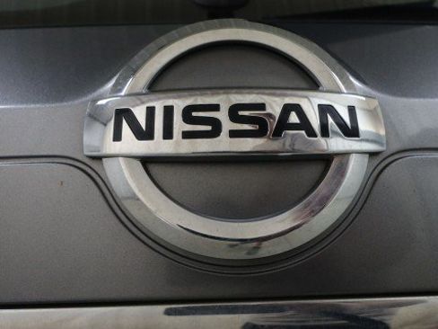 Used 2015 Nissan Rogue S AWD/4WD image 20