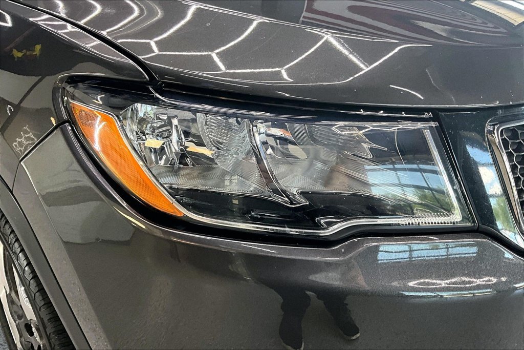 Used 2019 Jeep Compass Limited AWD/4WD image 31