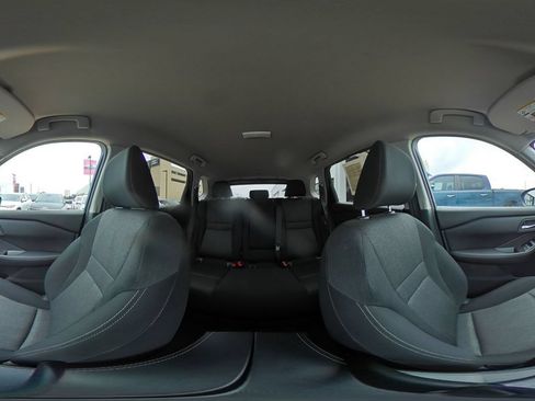 Used 2026 Nissan Rogue SV AWD/4WD image 43
