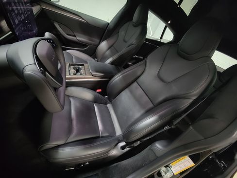 Used 2022 Tesla Model S image 28