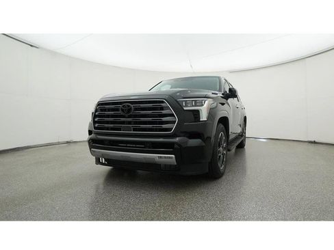 Used 2024 Toyota Sequoia Limited w/ Tow Technology Package AWD/4WD image 38