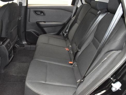 Used 2023 Nissan Rogue S AWD/4WD image 29