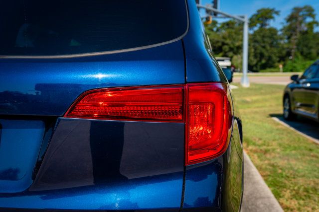 Used 2017 Honda Pilot EX-L image 17