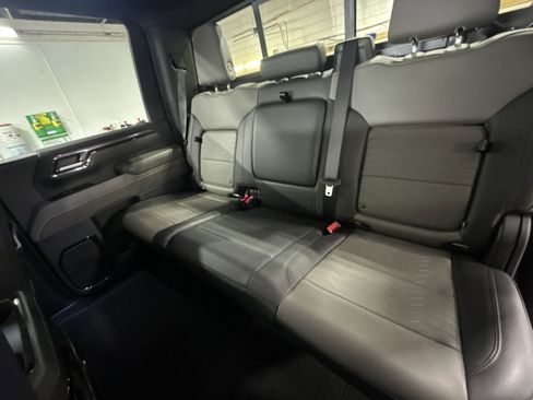 Certified 2024 Chevrolet Silverado 2500 ZR2 w/ Technology Package image 27