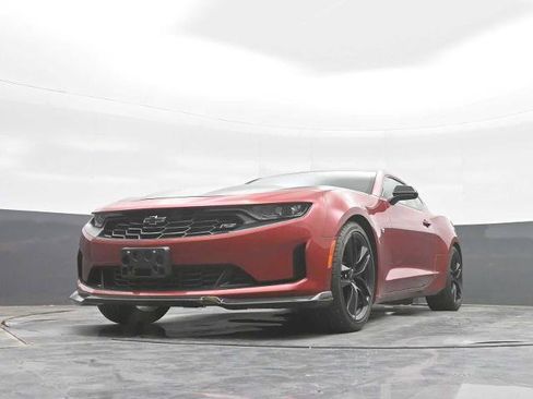 Used 2020 Chevrolet Camaro LT w/ 1LE Track Performance Package RWD image 25