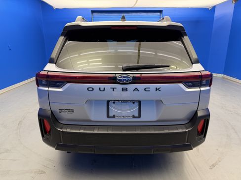 Used 2026 Subaru Outback Premium AWD/4WD image 6
