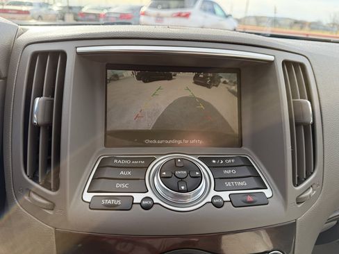 Used 2011 INFINITI G37 x w/ Premium Pkg image 32