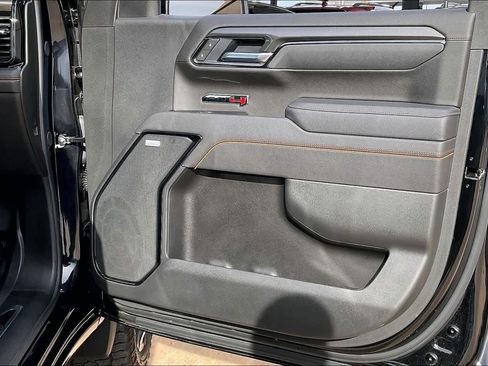 Certified 2025 GMC Sierra 1500 AT4 w/ AT4 Premium Package AWD/4WD image 21