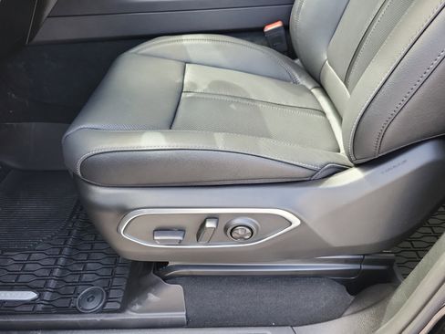 New 2026 Jeep Grand Wagoneer Limited AWD/4WD image 26