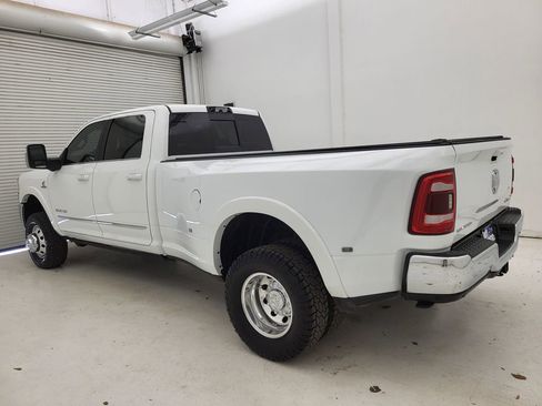 Used 2024 RAM 3500 Limited image 27