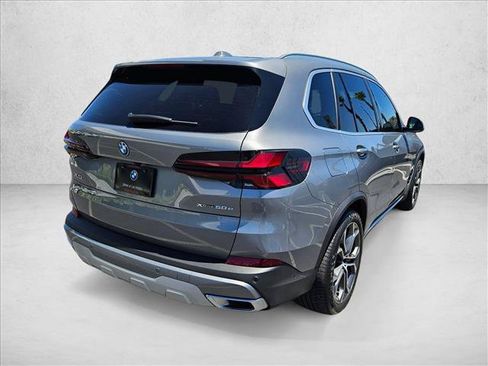 Used 2026 BMW X5 xDrive50e w/ Executive Package AWD/4WD image 5