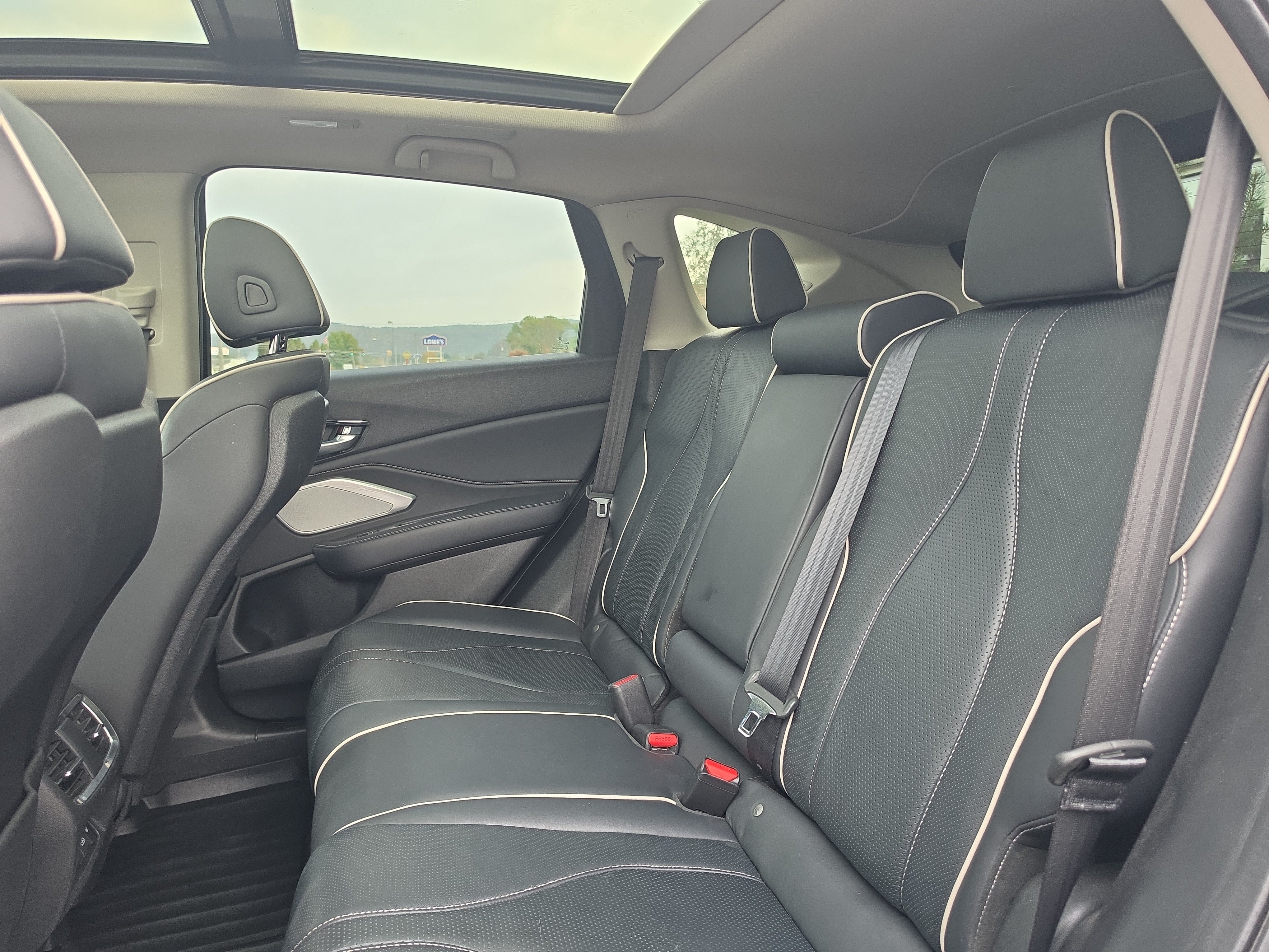 Used 2019 Acura RDX w/ Advance Package AWD/4WD image 14