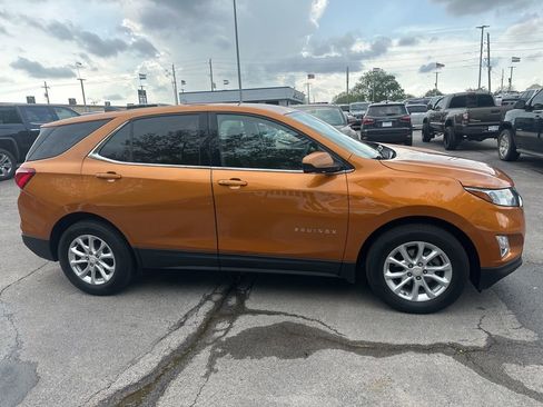 Used 2019 Chevrolet Equinox LT image 3