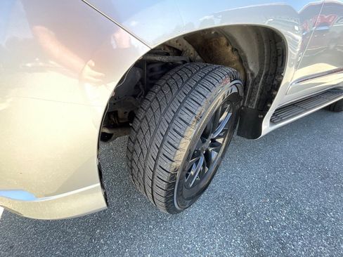 Used 2015 Lexus GX 460 image 11