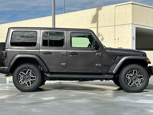 New 2025 Jeep Wrangler Unlimited Sahara w/ Safety Group image 3