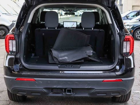 Used 2025 Ford Explorer Active image 27
