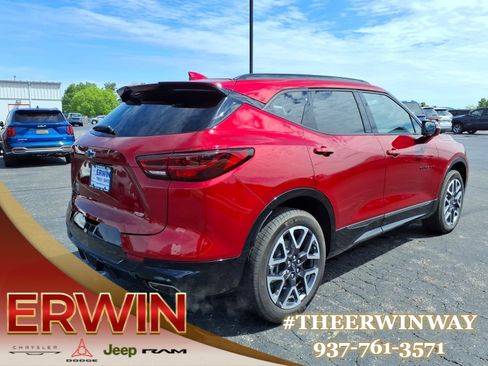 Used 2025 Chevrolet Blazer RS w/ LPO, Floor Liner Package FWD image 7