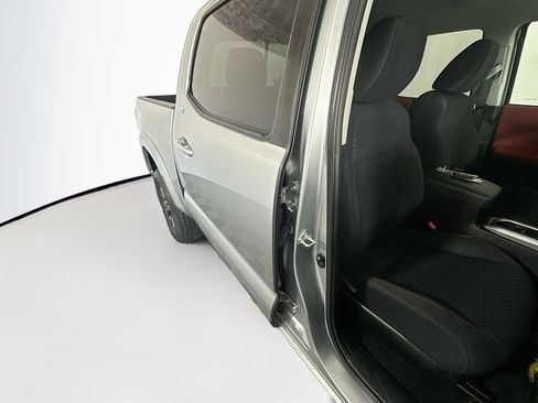 Used 2023 Toyota Tacoma SR5 AWD/4WD image 28